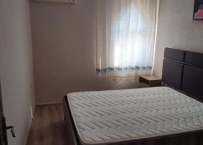 Aparthotel Babadan *